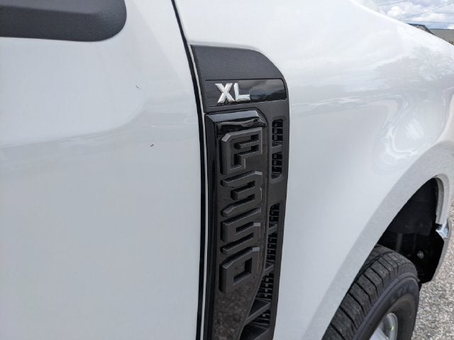 2027 Ford F-350SD XL DRW