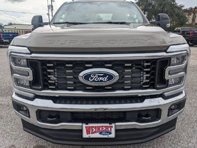 2027 Ford F-350SD Lariat DRW