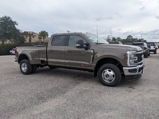 2027 Ford F-350SD Lariat DRW