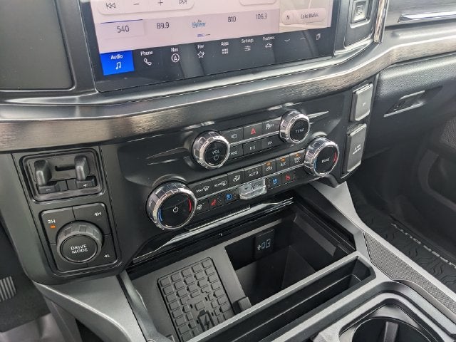 2027 Ford F-350SD Lariat DRW
