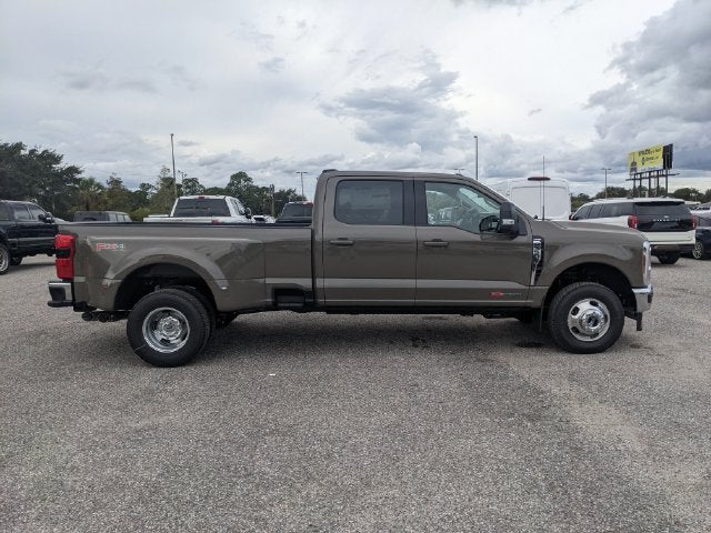 2027 Ford F-350SD Lariat DRW