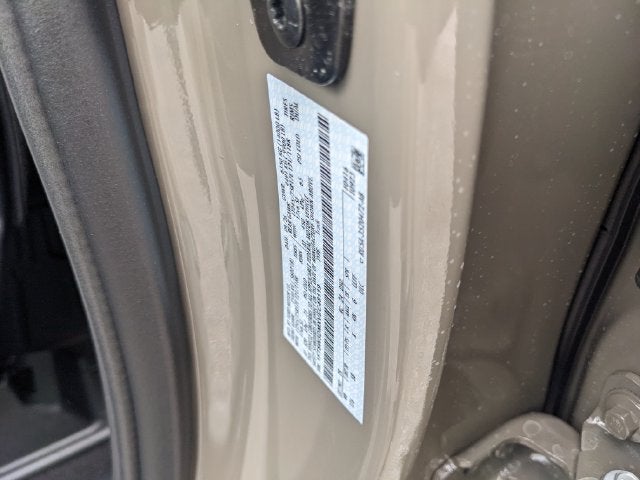 2027 Ford F-350SD Lariat DRW