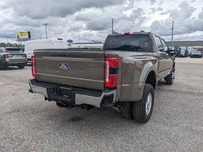 2027 Ford F-350SD Lariat DRW