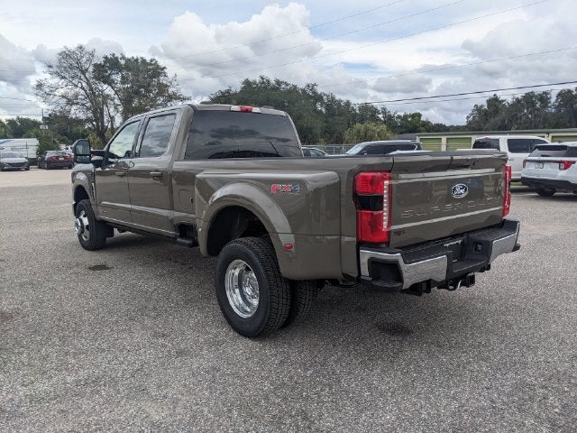 2027 Ford F-350SD Lariat DRW
