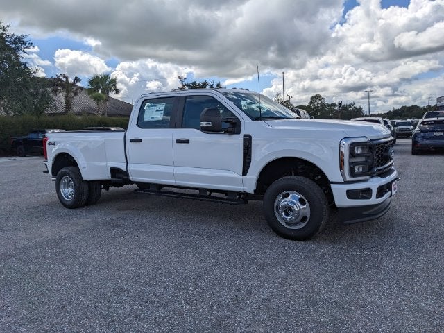 2027 Ford F-350SD XL DRW