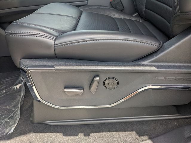 2026 Ford F-450SD Platinum DRW