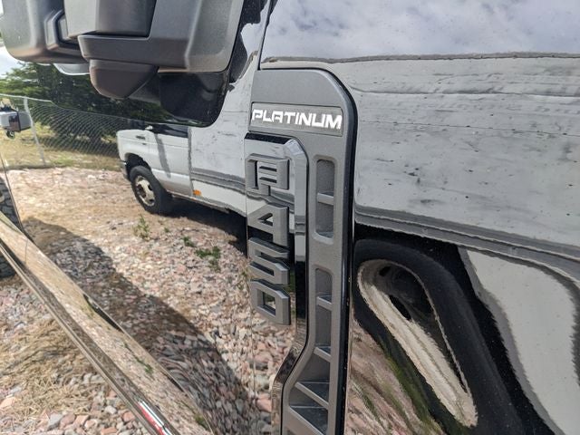 2026 Ford F-450SD Platinum DRW