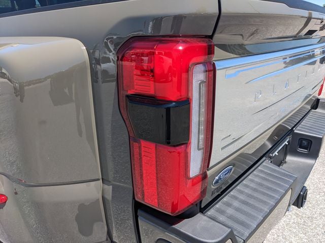 2026 Ford F-450SD Platinum DRW