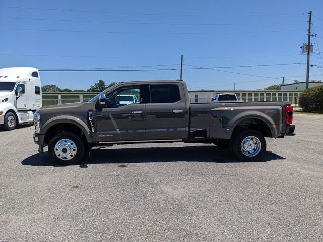2026 Ford F-450SD Platinum DRW