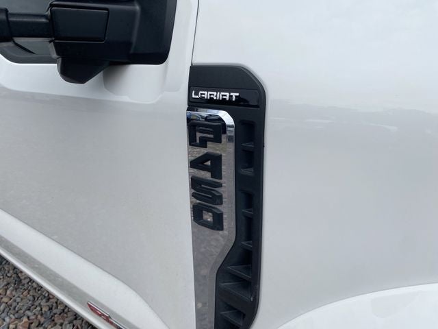 2025 Ford F-450SD Lariat DRW