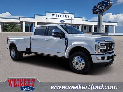2026 Ford F-450SD Platinum DRW