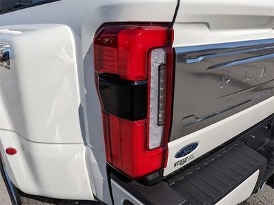 2026 Ford F-450SD Platinum DRW