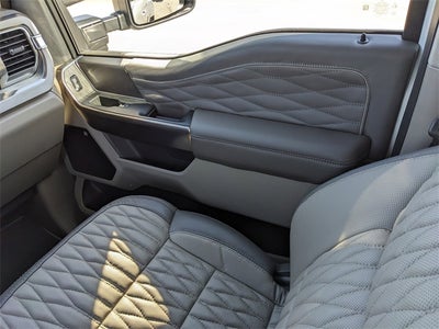 2026 Ford F-450SD Platinum DRW