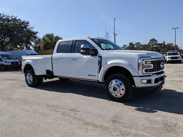 2026 Ford F-450SD Platinum DRW