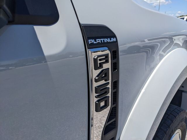 2026 Ford F-450SD Platinum DRW