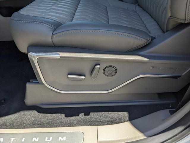 2026 Ford F-450SD Platinum DRW