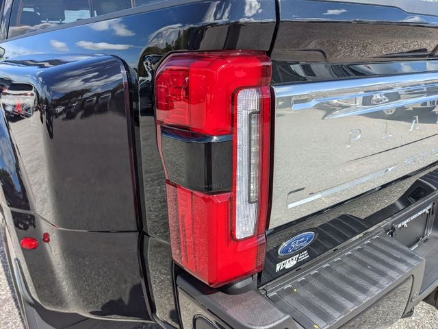 2026 Ford F-450SD Platinum Plus DRW