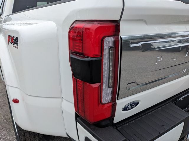 2026 Ford F-450SD Platinum DRW