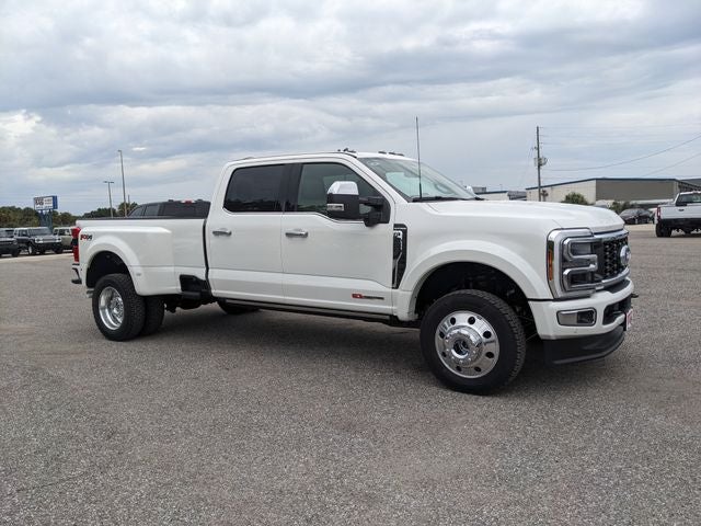 2026 Ford F-450SD Platinum DRW