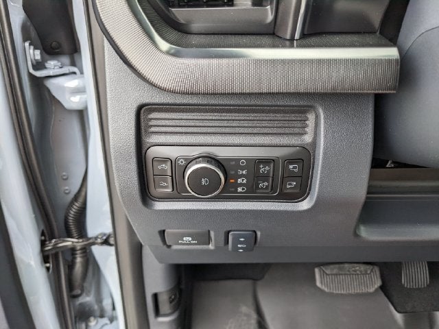 2027 Ford F-450SD Platinum DRW