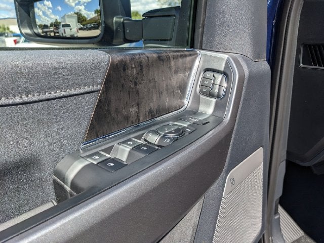 2027 Ford F-450SD Lariat DRW