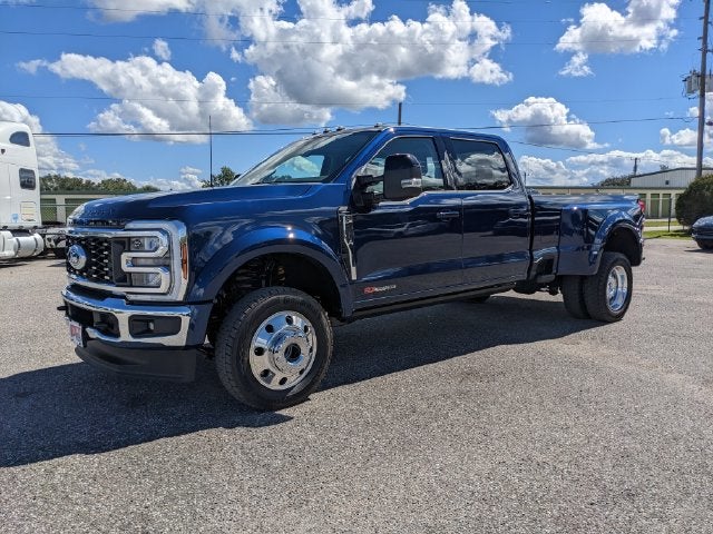 2027 Ford F-450SD Lariat DRW