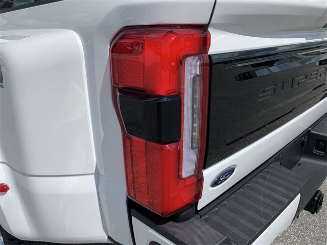 2026 Ford F-450SD Platinum DRW