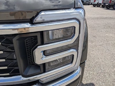 2027 Ford F-450SD Lariat DRW