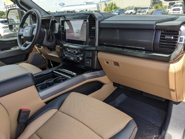 2027 Ford F-450SD Lariat DRW