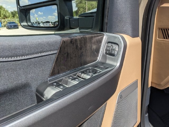 2027 Ford F-450SD Lariat DRW