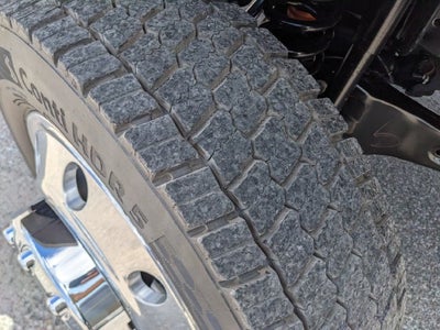 2027 Ford F-450SD Lariat DRW