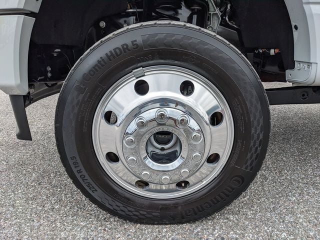 2025 Ford F-450SD Platinum DRW
