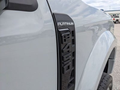 2025 Ford F-450SD Platinum DRW