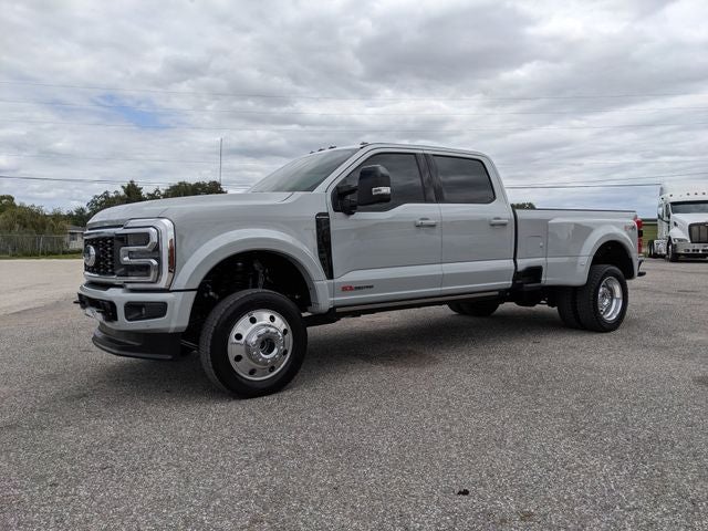 2025 Ford F-450SD Platinum DRW