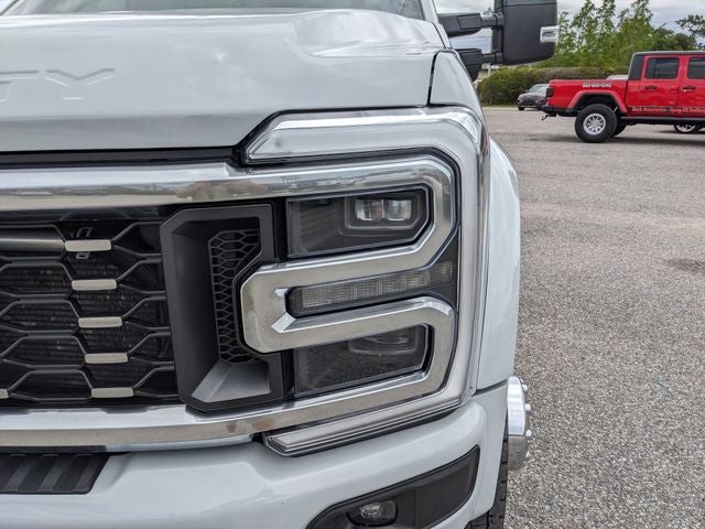 2025 Ford F-450SD Platinum DRW