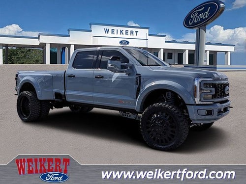 2026 Ford F-450SD Platinum DRW
