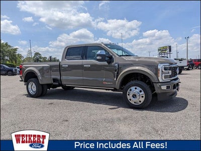 2026 Ford F-450SD Platinum DRW