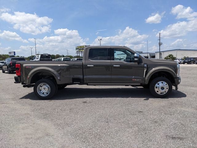 2026 Ford F-450SD Platinum DRW