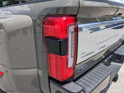 2026 Ford F-450SD Platinum DRW