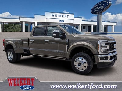 2026 Ford F-450SD Lariat DRW