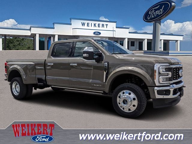 2026 Ford F-450SD Lariat DRW