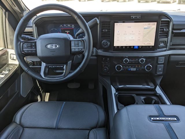 2025 Ford F-450SD Platinum DRW