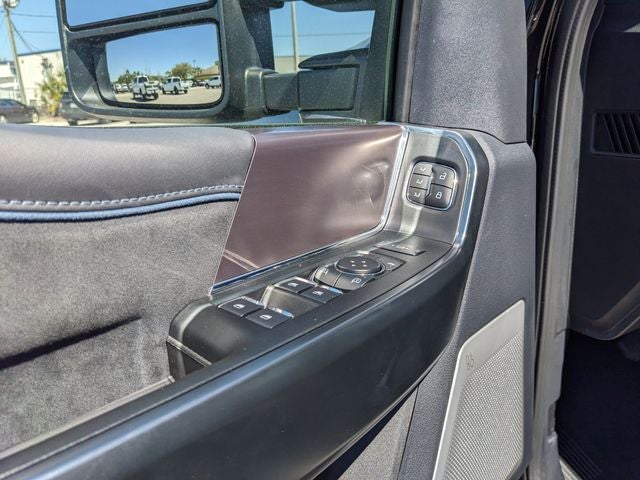 2025 Ford F-450SD Platinum DRW