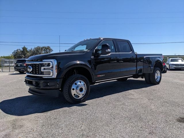 2025 Ford F-450SD Platinum DRW