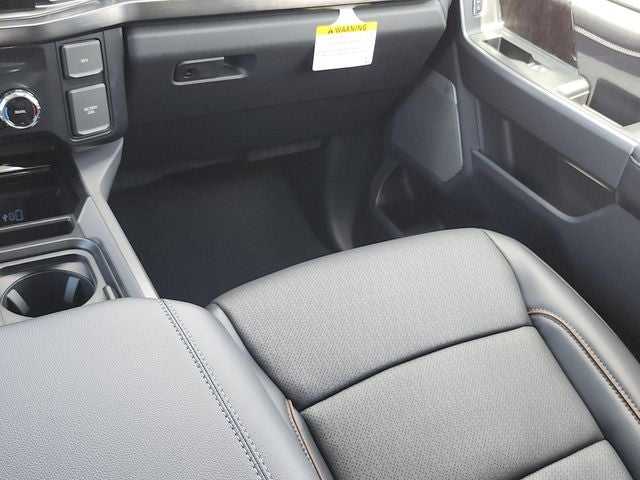 2026 Ford F-450SD Lariat DRW