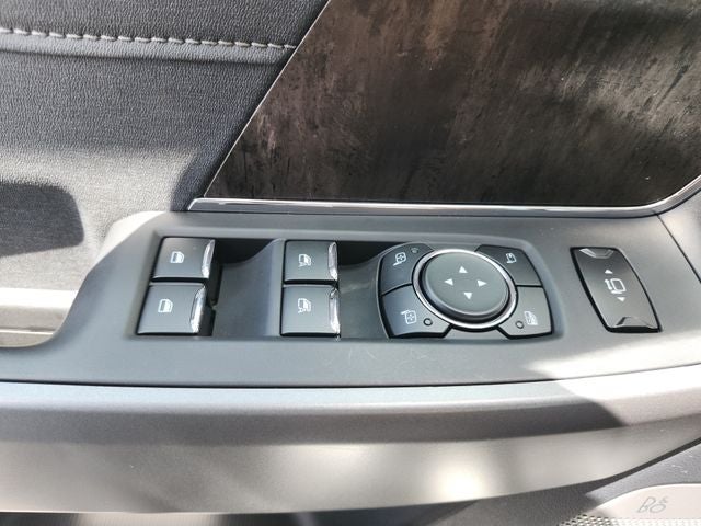 2026 Ford F-450SD Lariat DRW