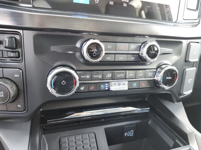 2026 Ford F-450SD Lariat DRW