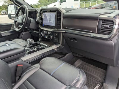 2025 Ford F-150 Platinum