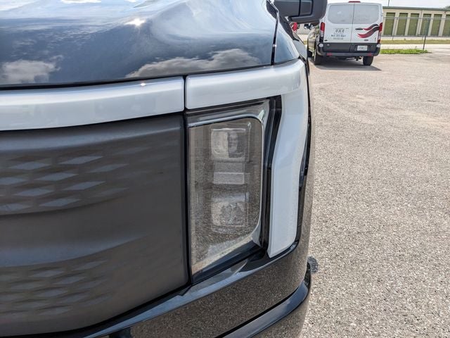 2025 Ford F-150 Lightning XLT