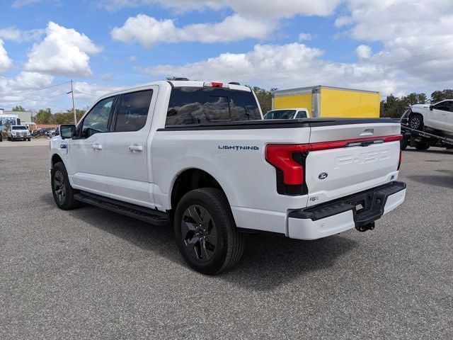 2025 Ford F-150 Lightning Lariat